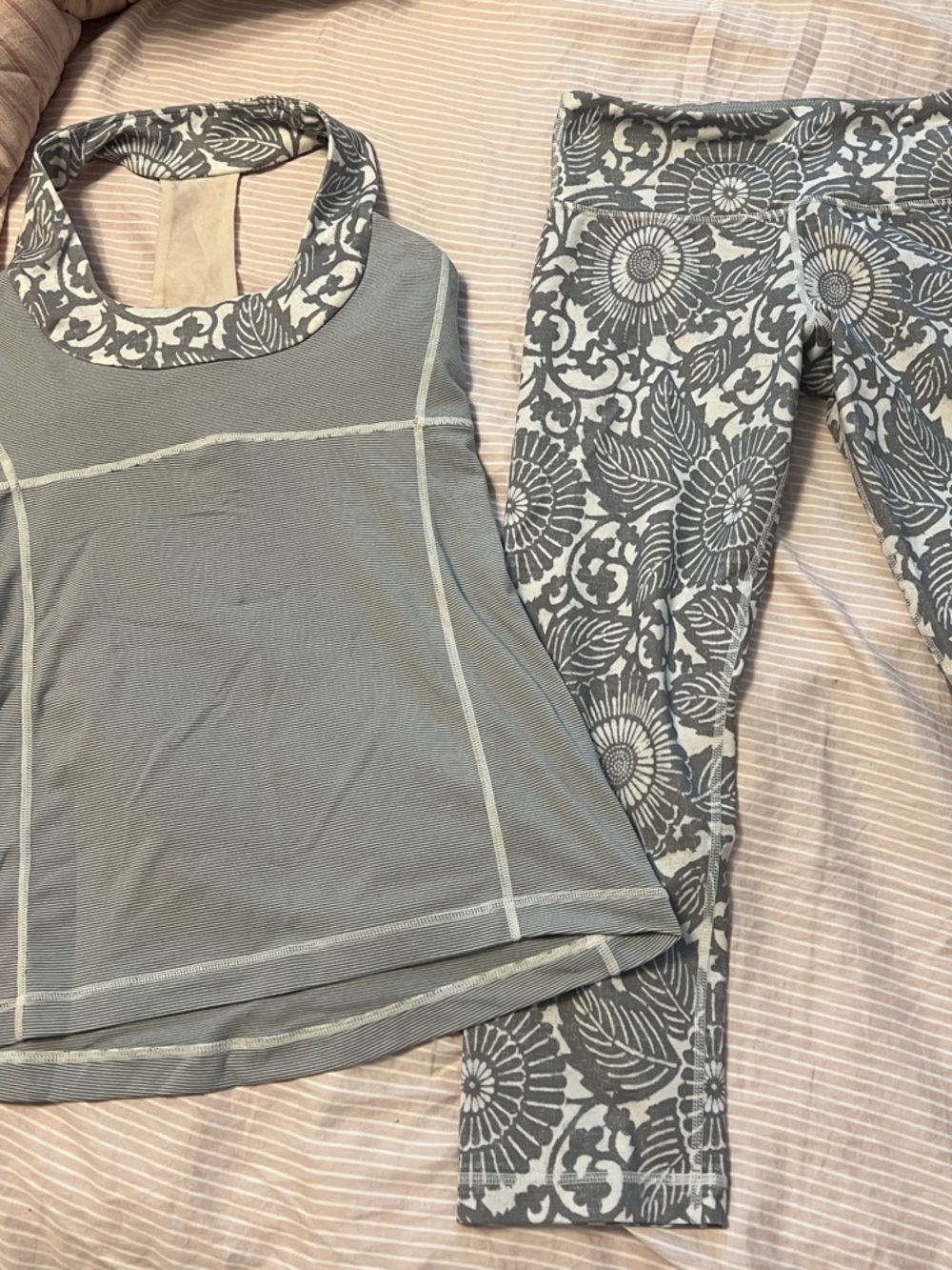 LuluLemon - size 6 - Women’s Grey Floral Active Tank and Cropped Legging Set